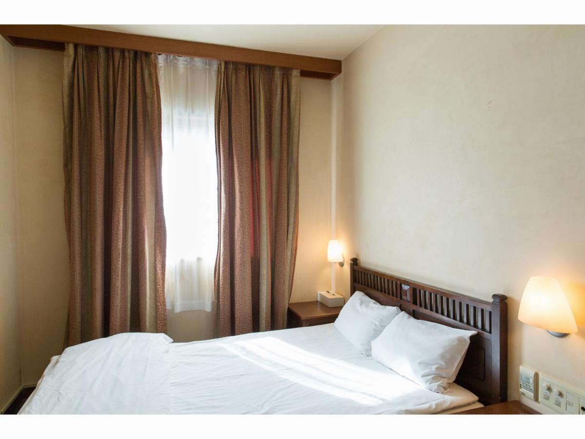 Ceeds (Adults Only) Hotel Осака Екстериор снимка